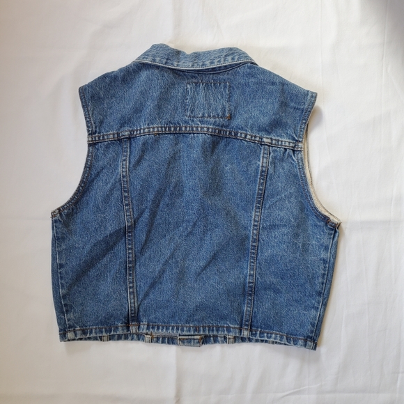Lei Denim Vest - Picture 2 of 4